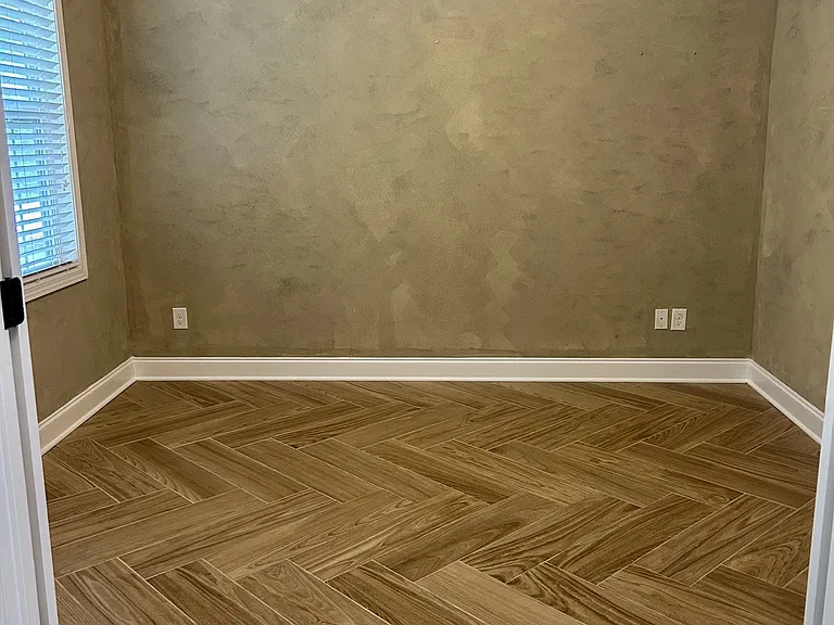 Office/Den/Seating area