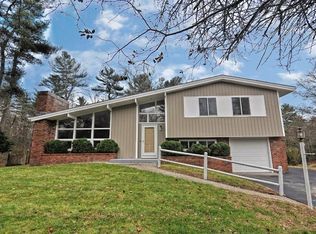 110 Stoneybrook Rd, Raynham, MA 02767