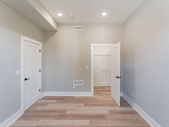 4th image of 1730 N 22nd St #203