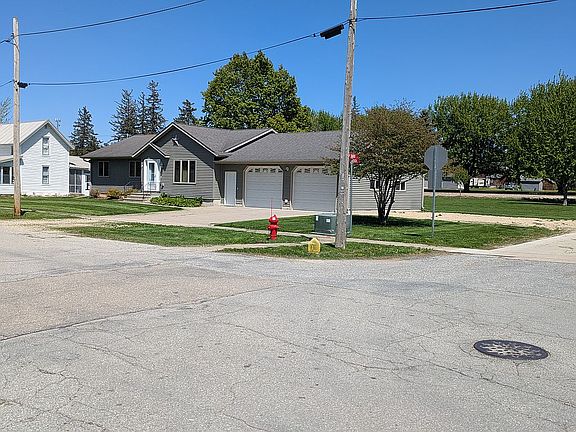 5th image of 207 N School St