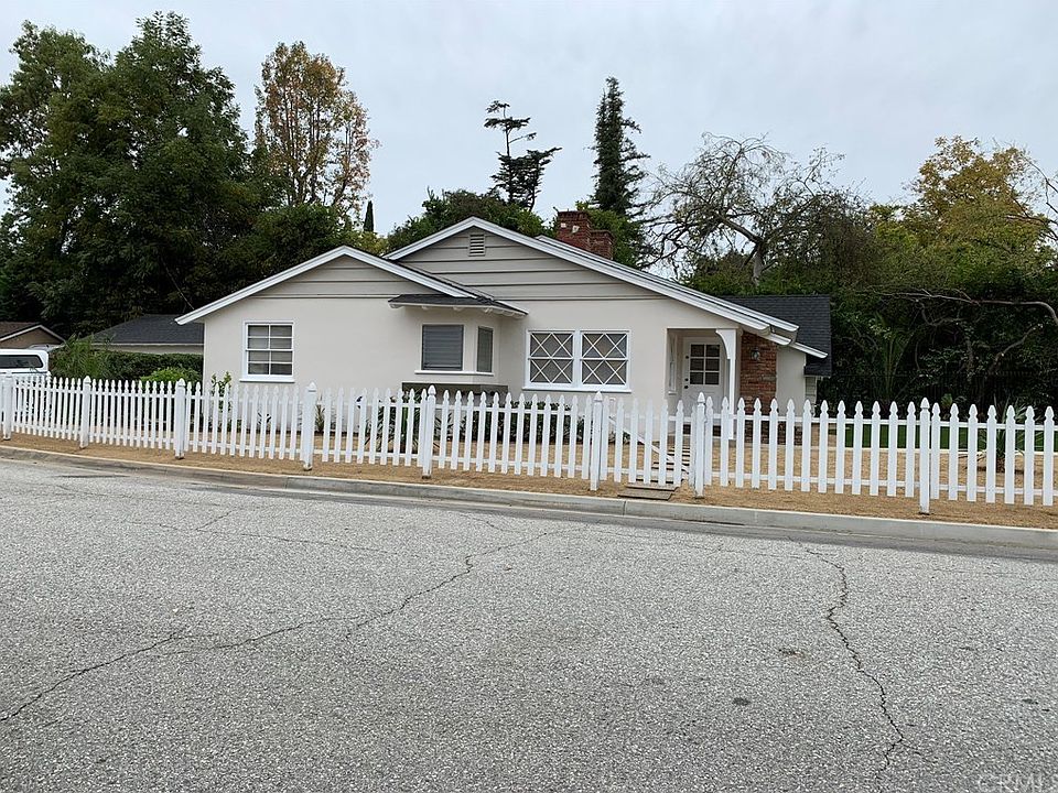 1st image of 2620 San Pasqual St
