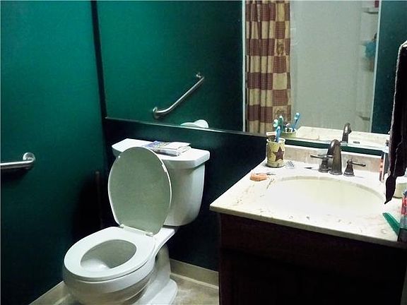5th image of 1504 Waters Edge Dr