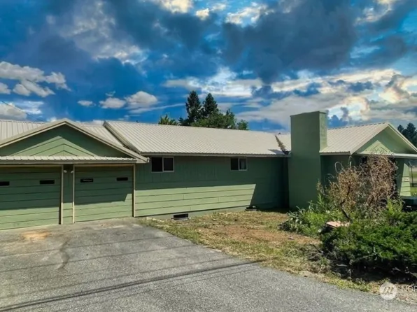 354 Oak Street, Omak, WA 98841
