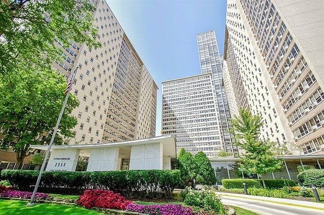 1st image of 3950 N Lake Shore Dr APT 1419D