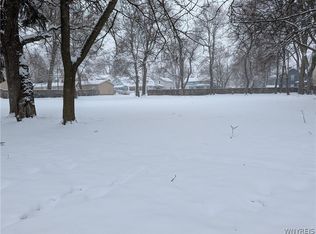 153 Pine St #11, Lockport, NY 14094