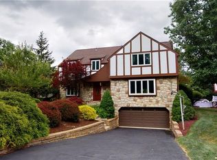 1932 Lake Marshall Dr, Gibsonia, PA 15044