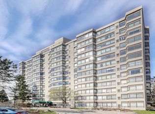 744 Wonderland Rd S #205, London, ON N6K4K3