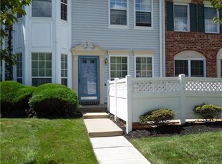 386 Hadleigh Ln, North Brunswick, NJ