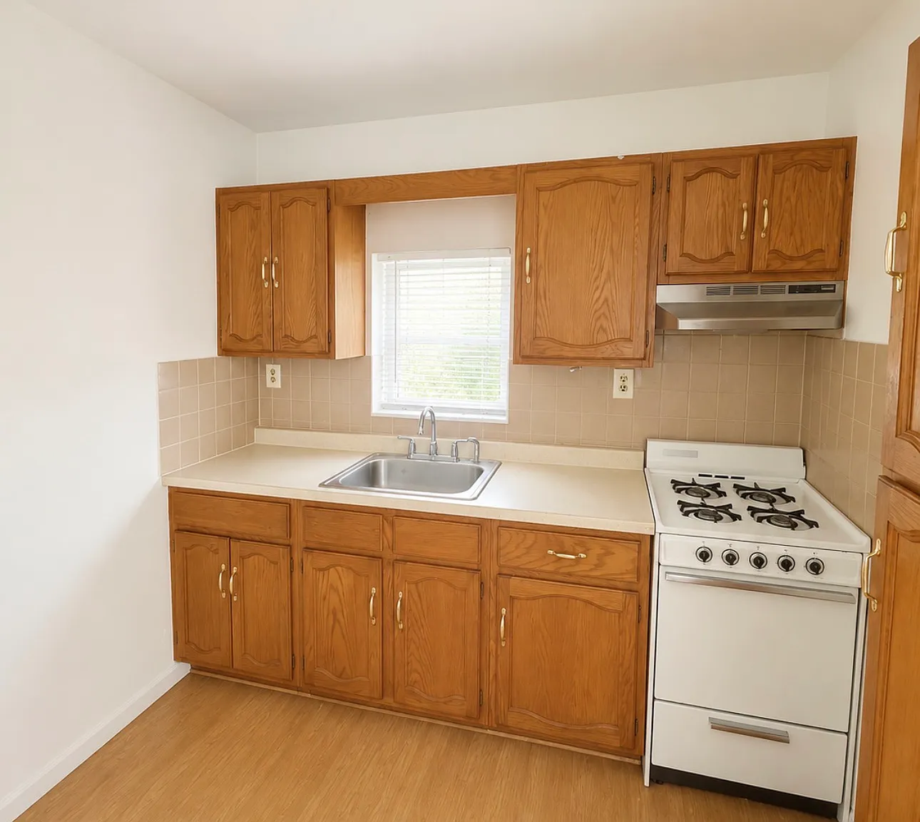 2 bed, $2,100 — Photo 3