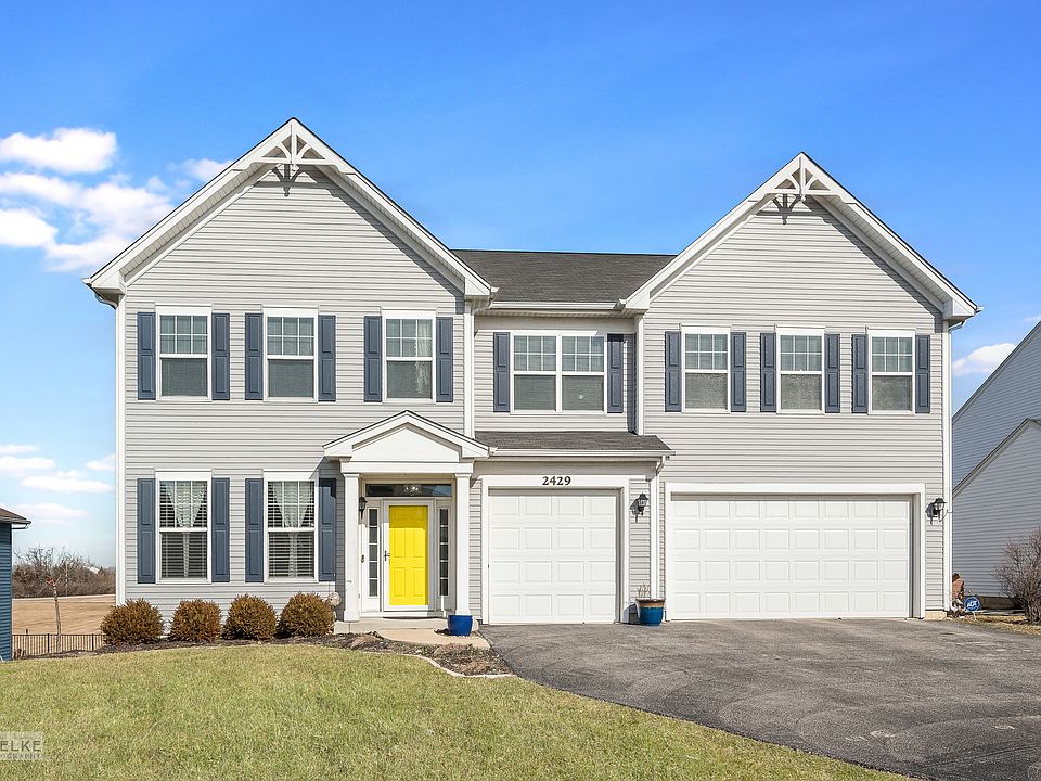 1st image of 2429 River Hills Ln