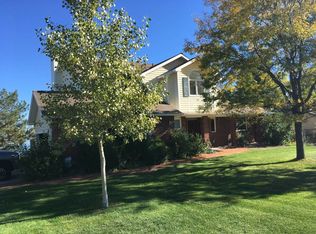 10401 Oxford Rd, Longmont, CO 80504