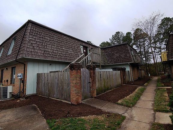 2nd image of 1651 Ocean Bay Dr