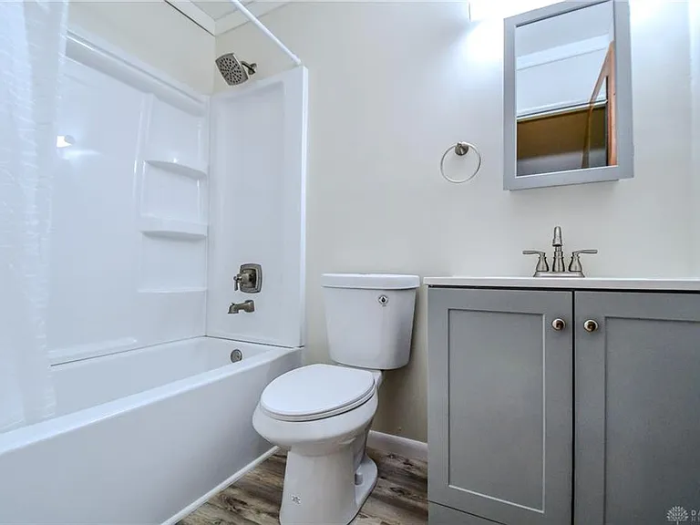 3108 E Stroop Rd — Photo 18