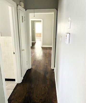 4th image of 2062 Sere St #1