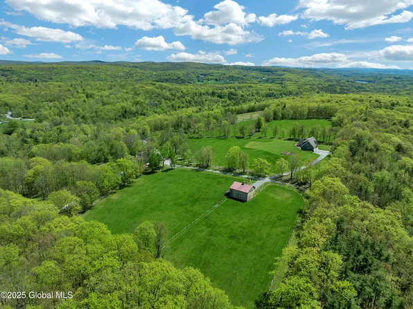 116 High Meadow Road, Averill Park, NY 12018
