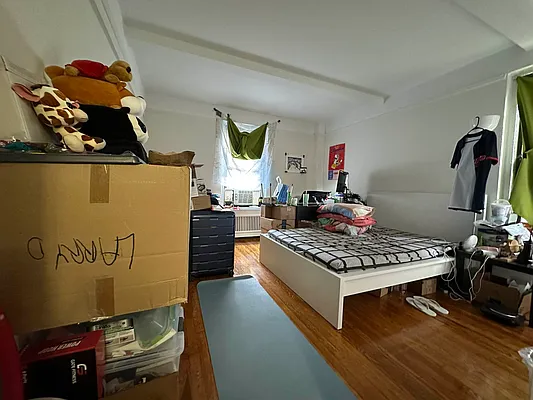 Rented by Green Home NY Realty LLC | media 11