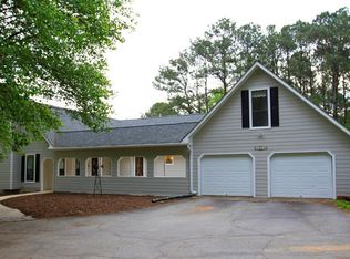 5835 Hill Rd SW, Powder Springs, GA 30127