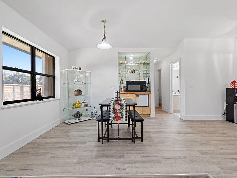 434 SW Jeanne Ave — Photo 11