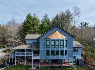9068 Wildflower Ln, Newland, NC 28657