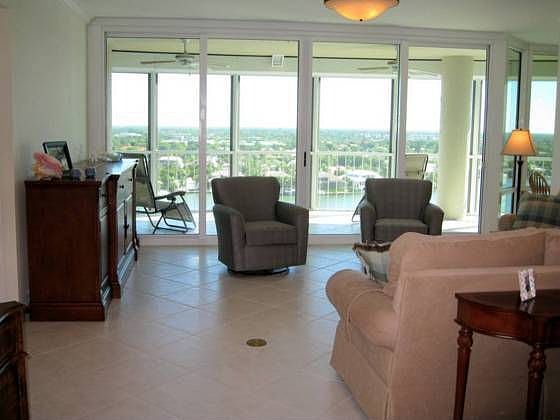 1st image of 3971 Gulf Shore Blvd N