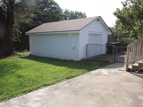 5th image of 1428 Thames Dr