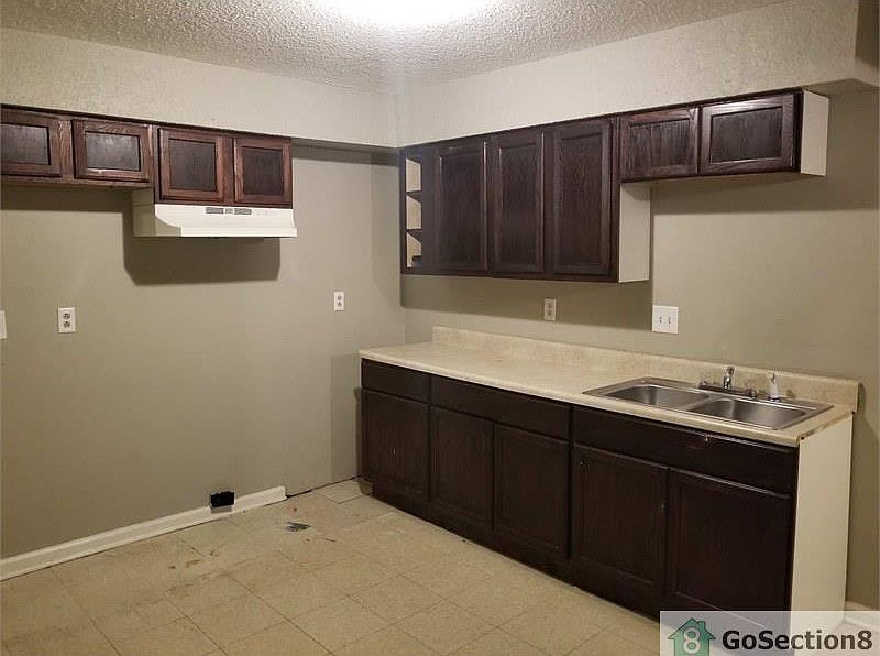 2nd image of 740 McMillon Ave SW APT 3