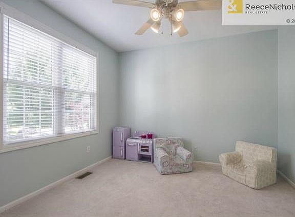 4th image of 4702 Lone Elm St