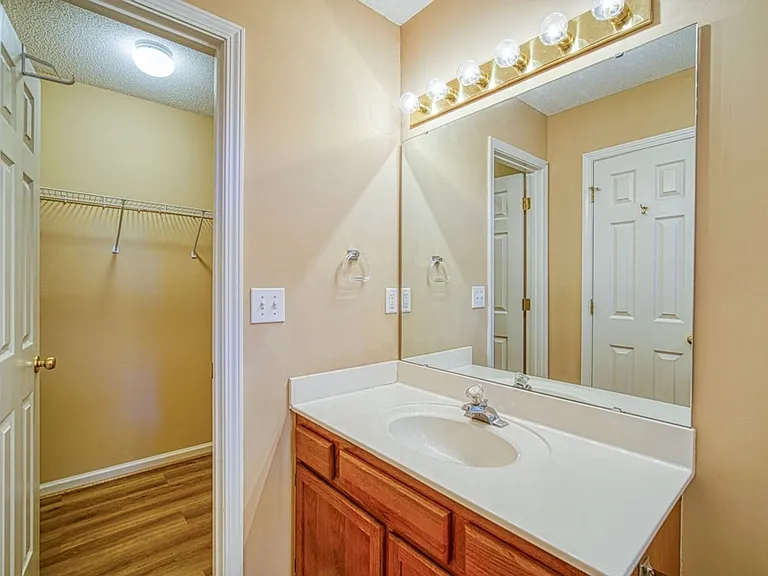 17 Waterfield Ct — Photo 21
