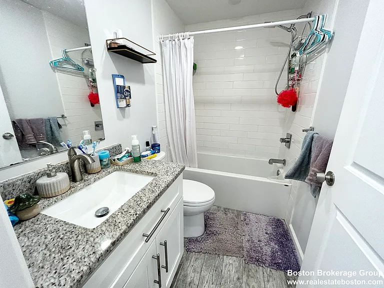 65 Burrell St #3 — Photo 7