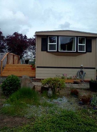 33838 E. River Dr.