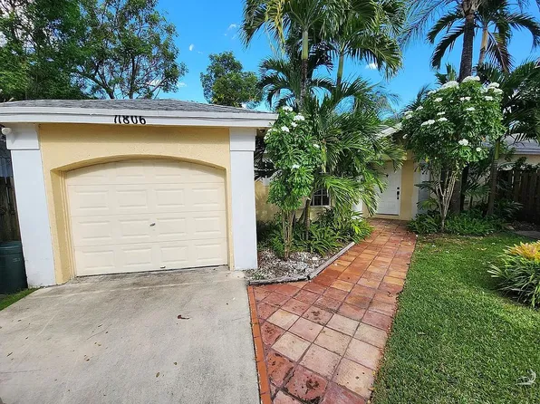 11806 SW 102nd St, Miami, FL 33186