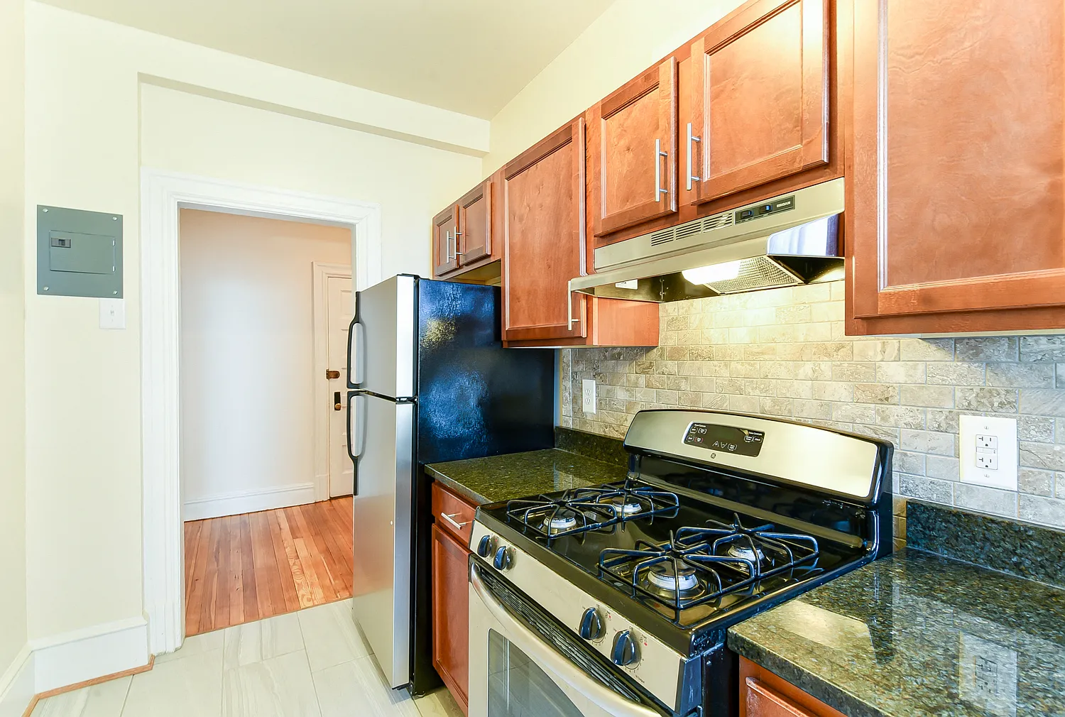 2701 Connecticut Ave — Photo 3