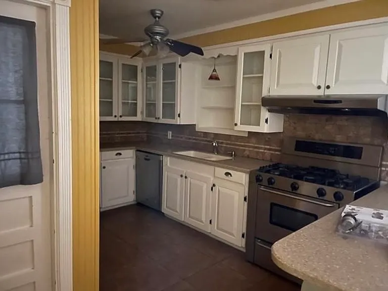 2407 Arlington Pl — Photo 29