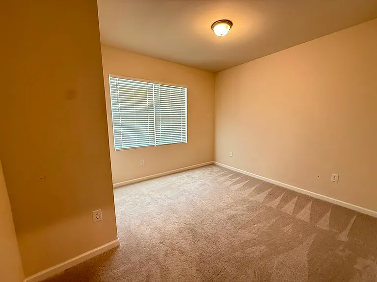 1625 Heron Pond St — Photo 9