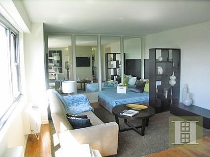 2nd image of 100 W 93rd St APT 12E
