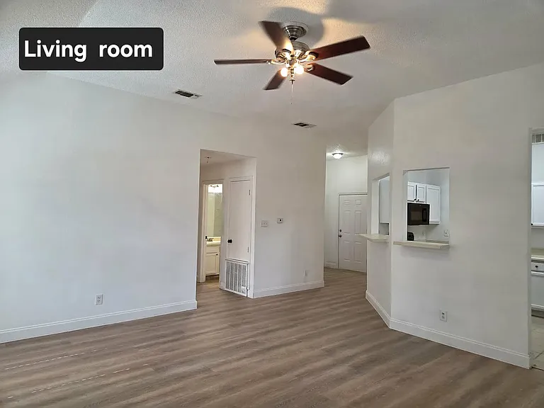 6701 Woodsmoke Way — Photo 8