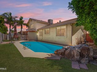 2428 W Acoma Dr, Phoenix, AZ 85023