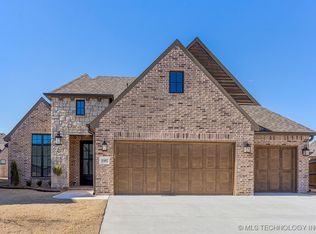 11402 S Oak St, Jenks, OK 74037