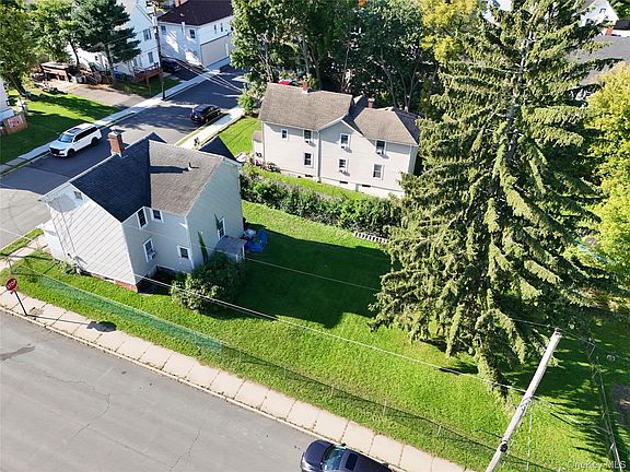 4th image of 41 Wallkill Avenue