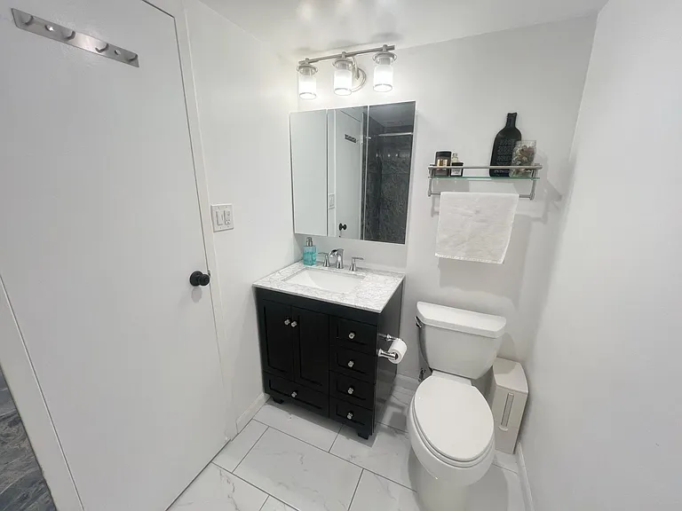 2030 F St NW #808 — Photo 6