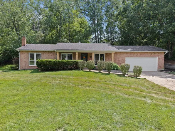 726 Camelot Estates Dr, Hillsboro, MO 63050