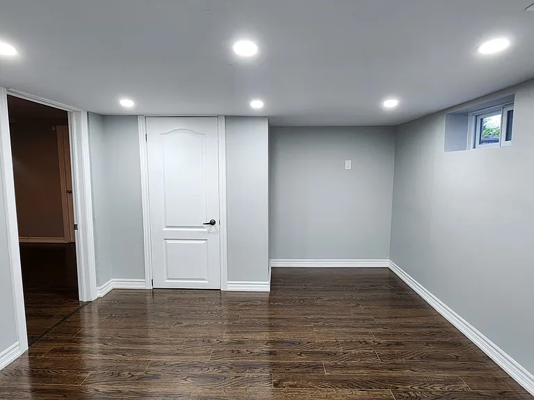 6 W Deane Park Dr #BASEMENT — Photo 9