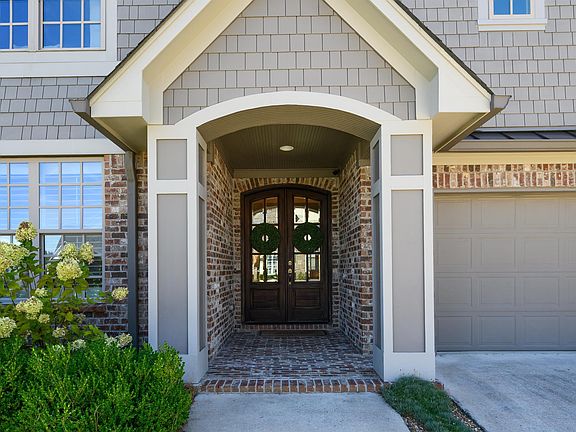 4th image of 881 Stonecrest Ct