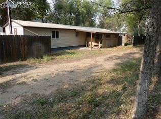 11 E 3rd St, Ramah, CO 80832