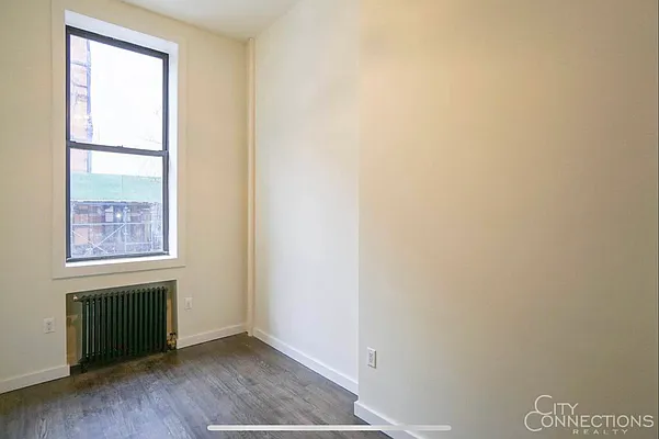 Rented by City Connections Realty | media 29