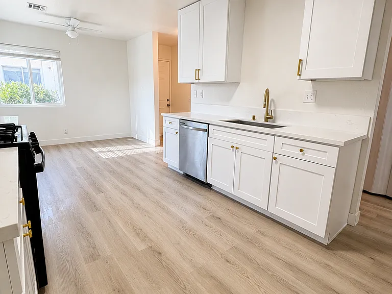 34700 Marcia Rd #4 — Photo 6