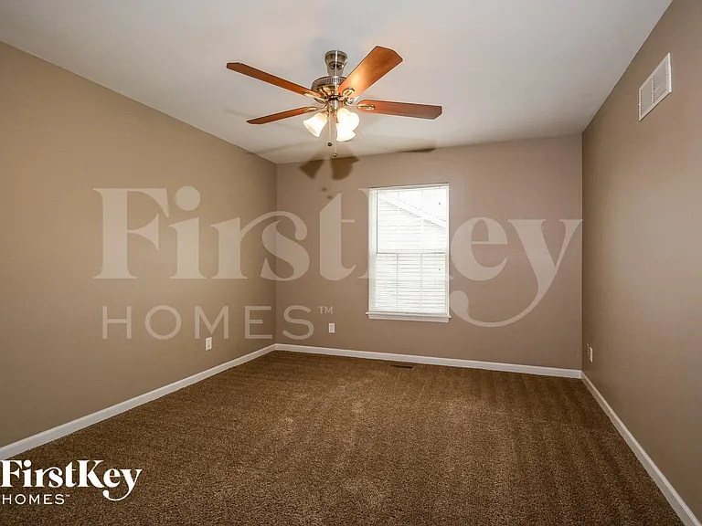 117 Katie Lynn Ct — Photo 12