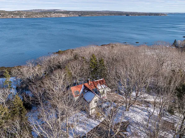 25 Big Skye Lane, Deer Isle, ME 04627