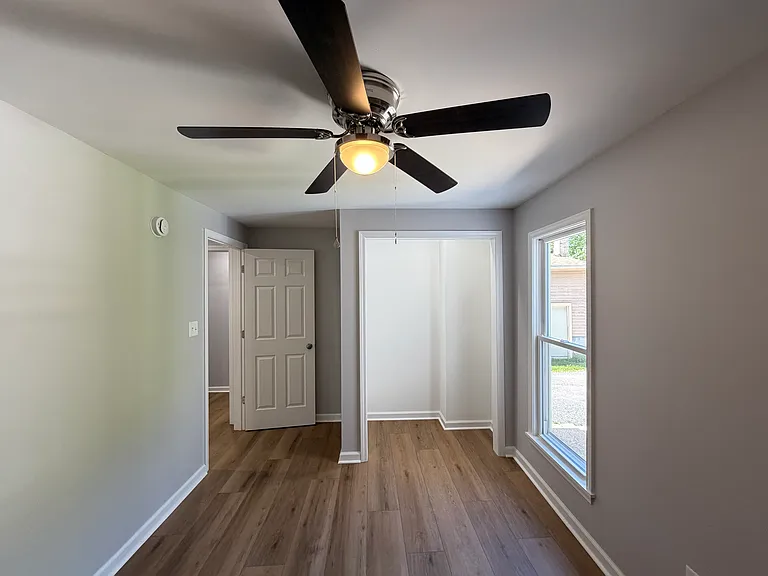 320 Chestnut St #1 — Photo 24