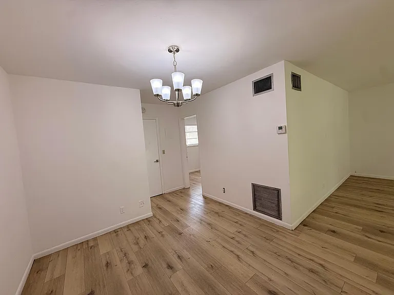 2525 Pierce St #7 — Photo 8